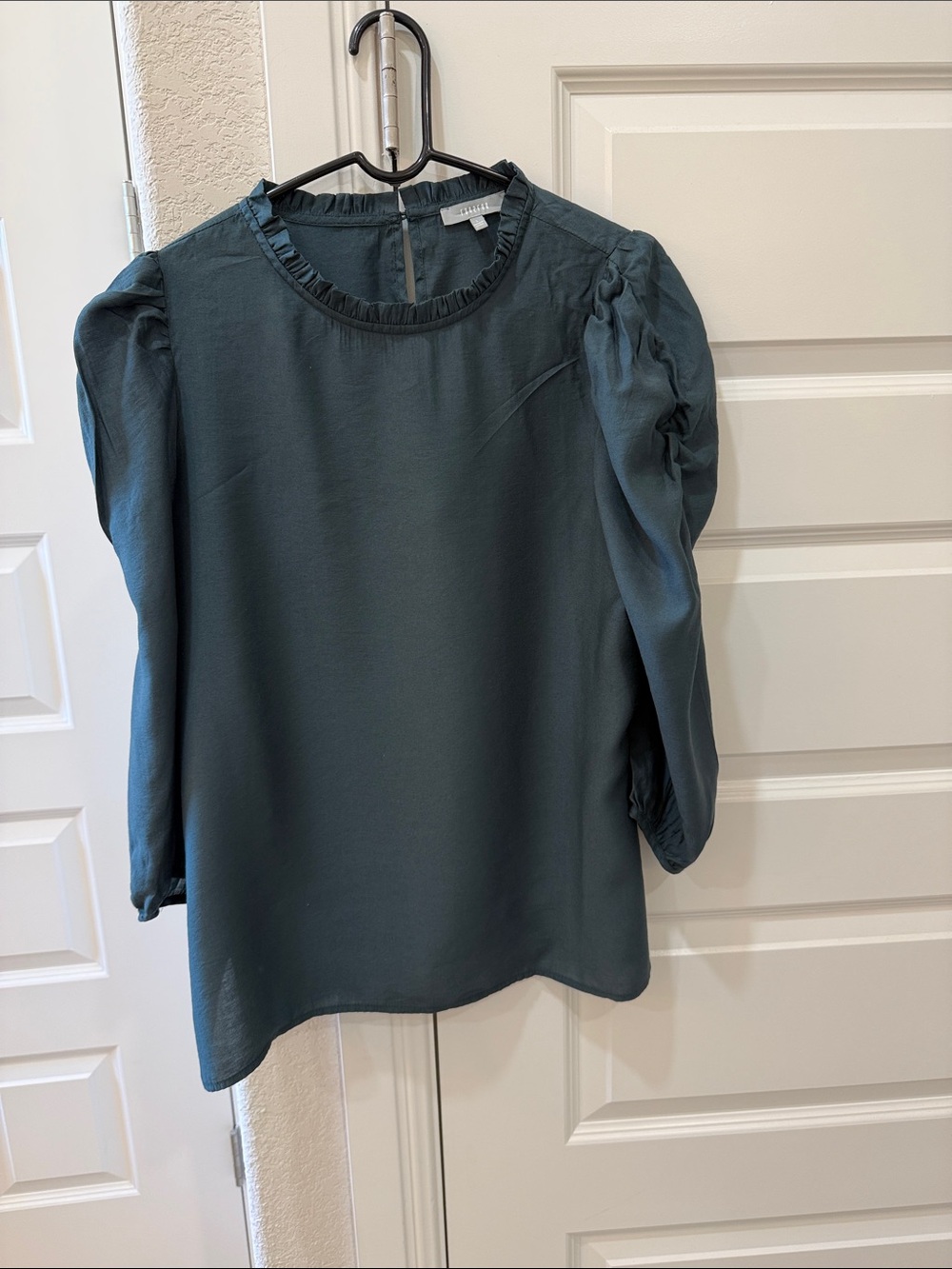 fun 2 fun -Teal Green Ruffle-Neck Puff Sleeve Blouse